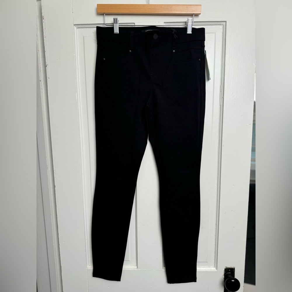 NWT Women’s Highrise Liverpool Glider Skinny Pants Size 4/27